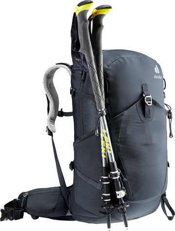 Deuter Trail Pro 31 SL elastic side pockets for water bottles or layers.