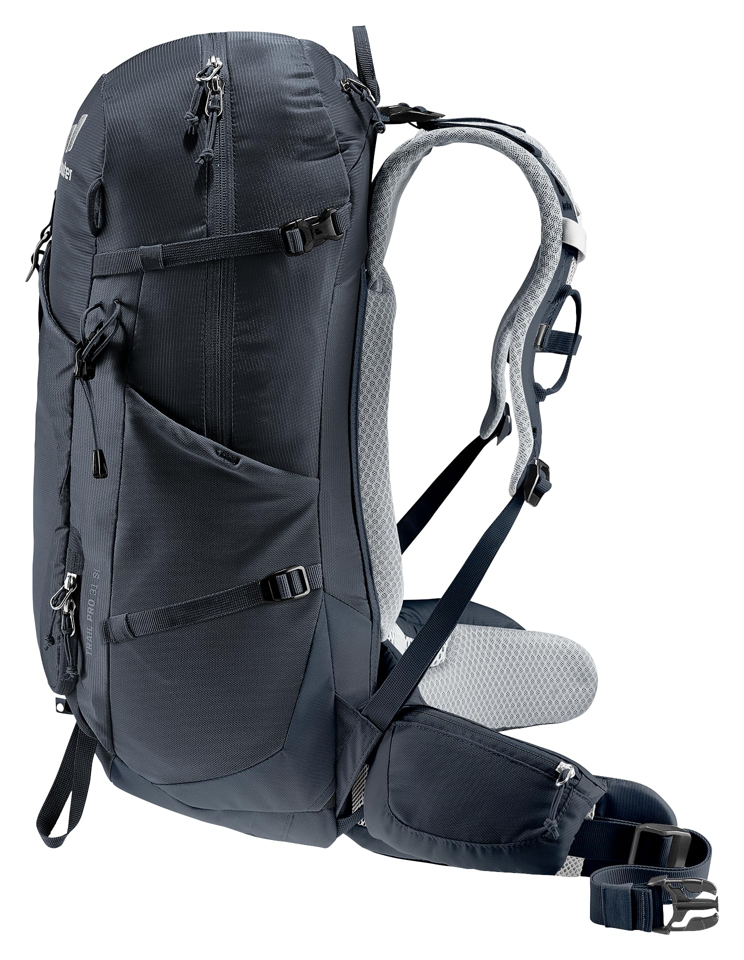 Deuter Trail Pro 31 SL large main compartment for quick gear access.