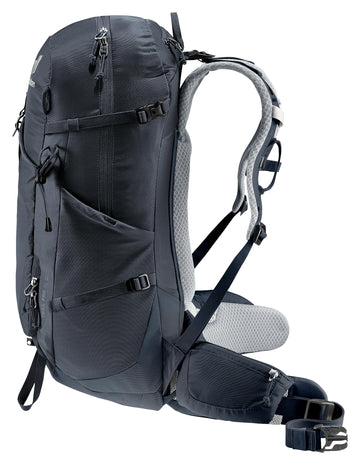 Deuter Trail Pro 31 SL large main compartment for quick gear access.