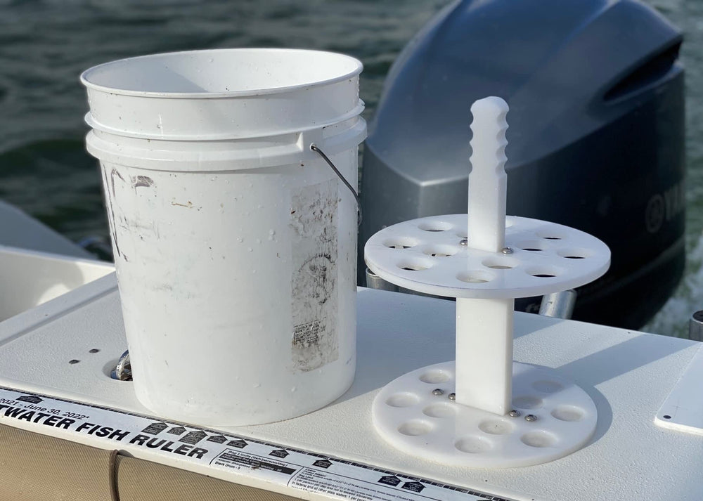 Deep dropping and trolling weight storage stay tidy.