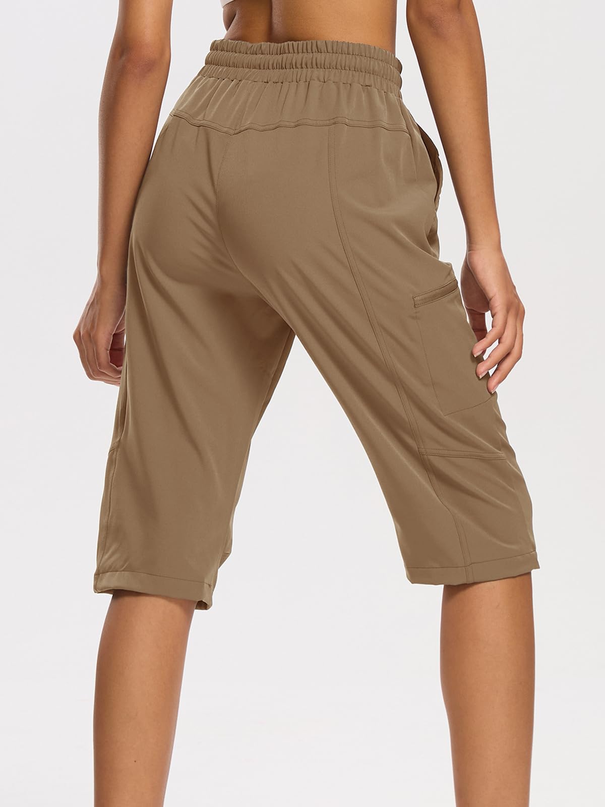 DEVOROPA quick-dry fabric keeps you cool after intense activity