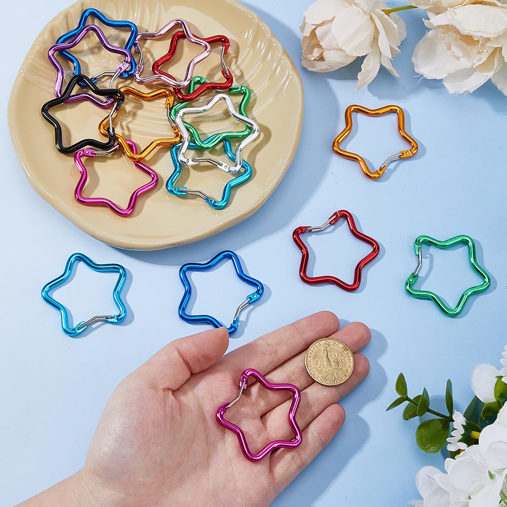 DICOSMETIC star carabiner clip close-up highlights durable aluminum