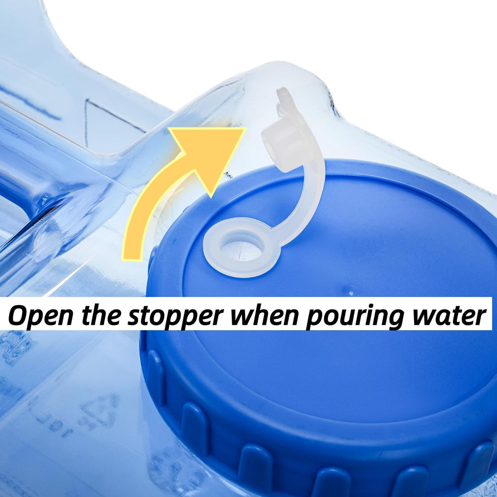 Dicunoy water container features a top handle for straightforward carrying.