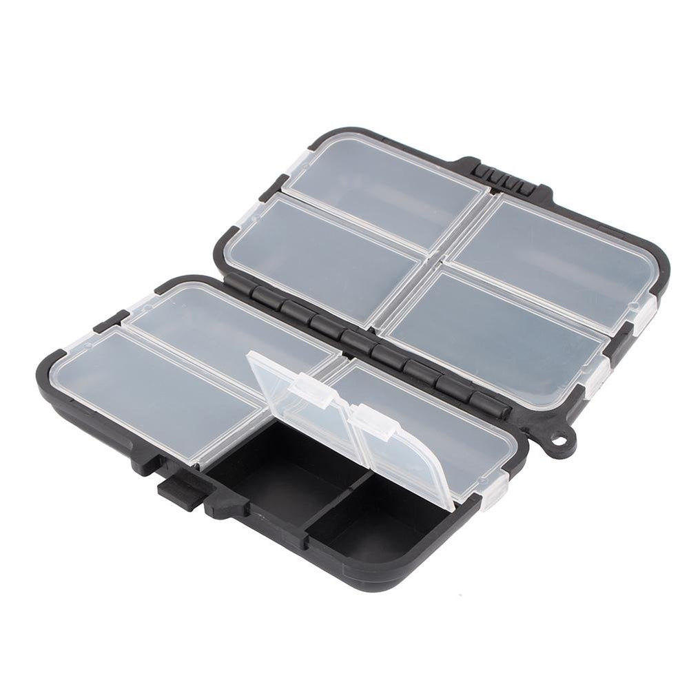 Dilwe durable plastic construction supports long-term use on fishing trips.