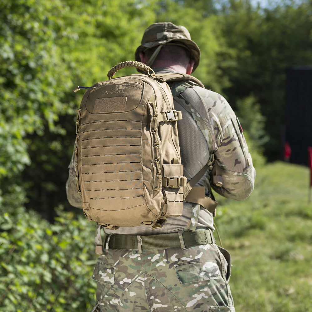 Direct Action Dragon Egg Mk II NIR-treated fabric supports low-visibility operation.