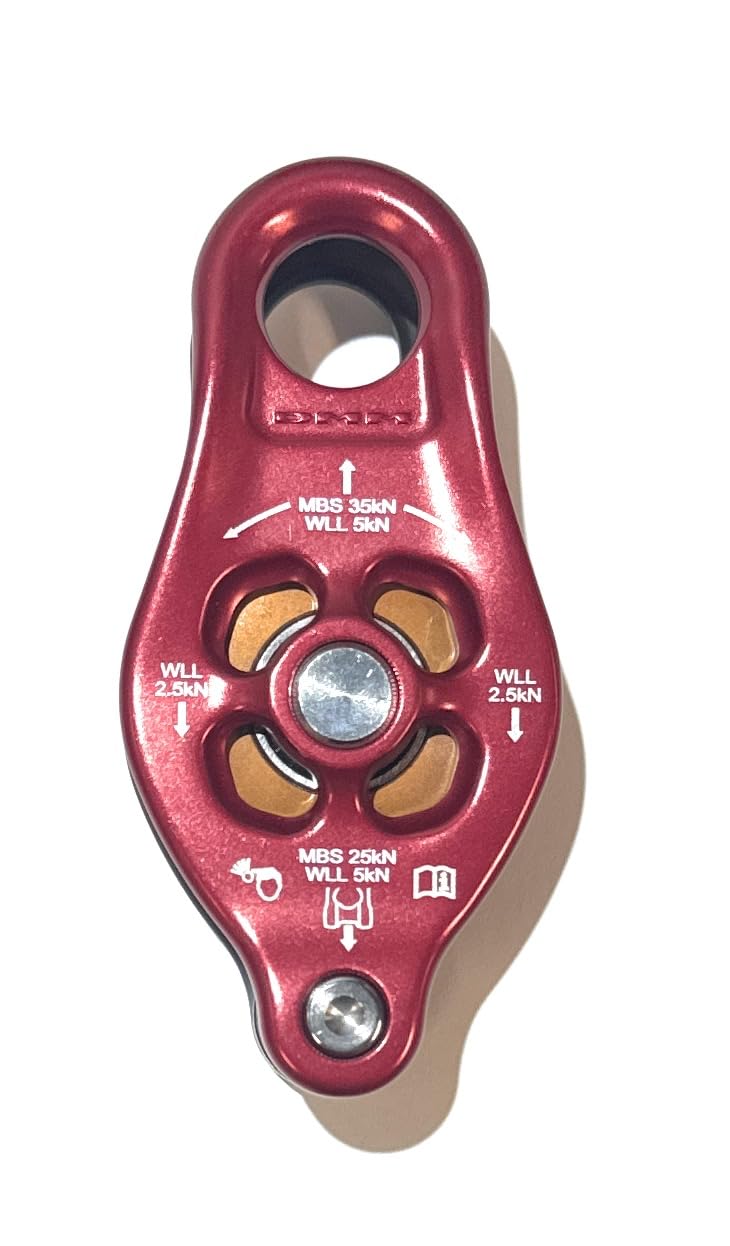 DMM Pinto 2 eye and becket attachments enable versatile rigging options.