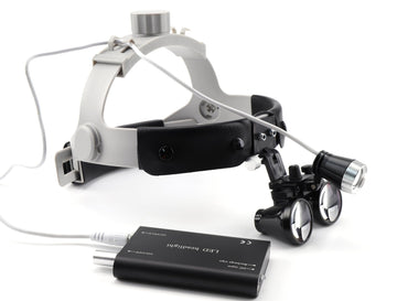 DOC.ROYAL 3W LED headlight delivers bright, focused illumination for close work.