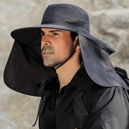Packaging and accessory view of DOCVIT hat