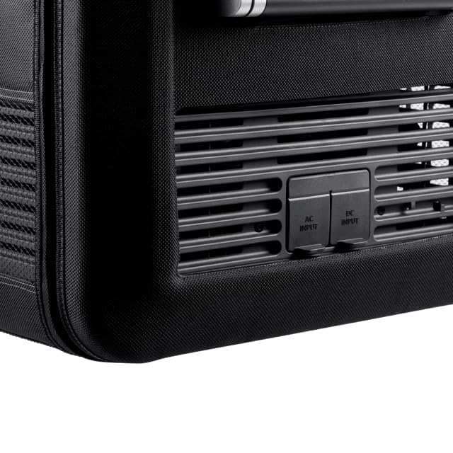 Dometic CFX5 25L vent clearance design supports airflow and cooling.
