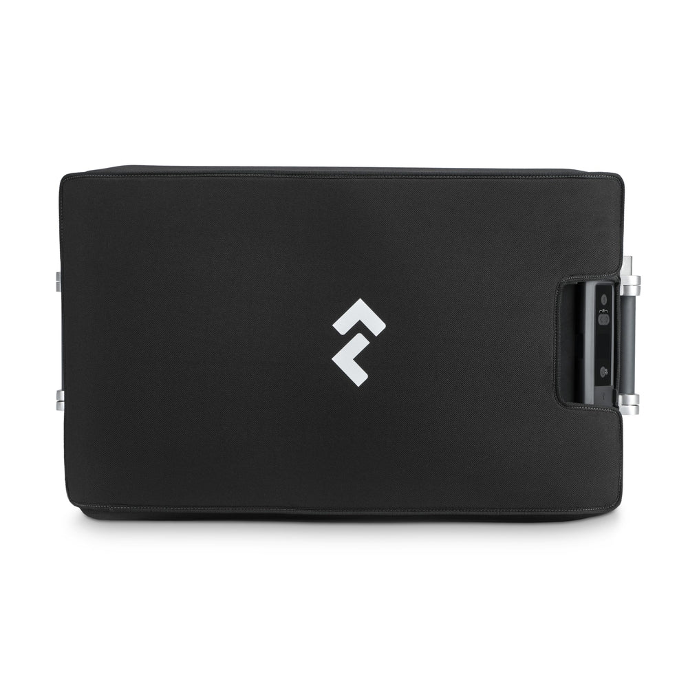 Dometic CFX5 45L cover front pocket keeps cords organized