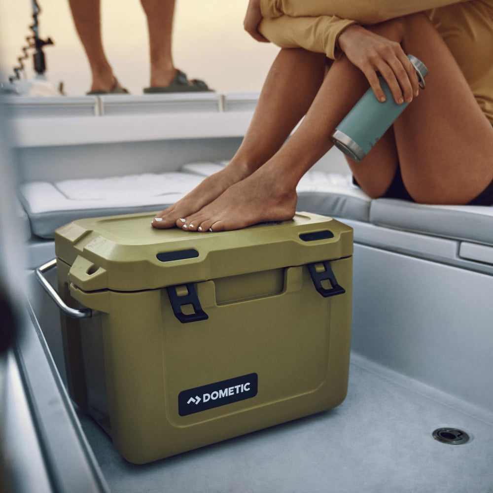 Dometic Patrol 20L cooler portable design, perfect for camping and beaches