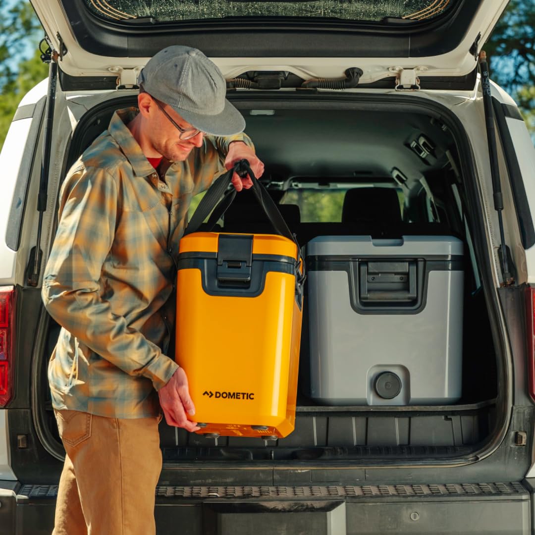 Dometic Recon Glow welded seams show rugged durability
