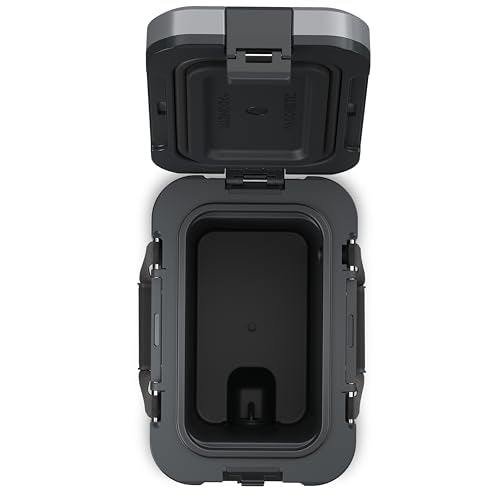 Dometic Recon hardside small16l cooler uses injection-molded construction to reduce weight.