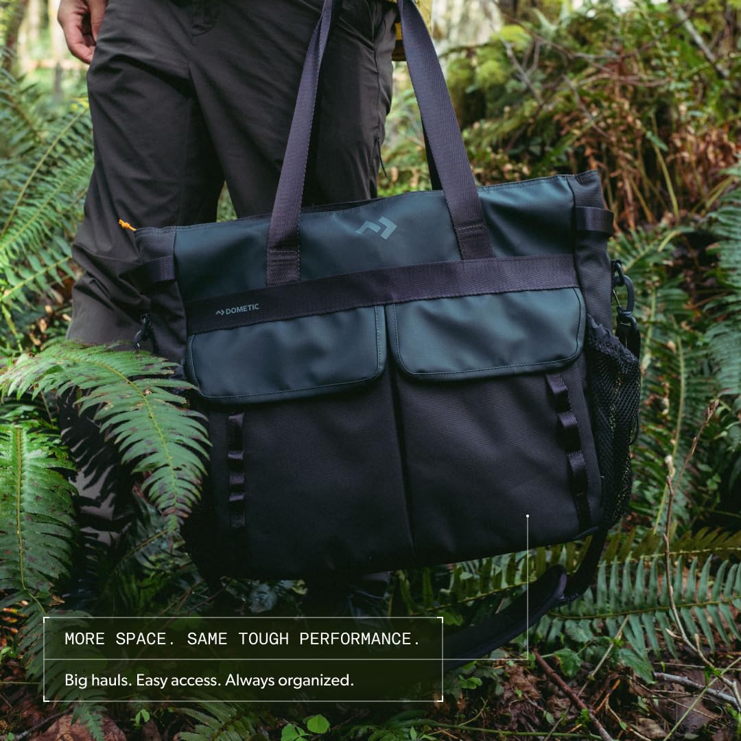 Dometic Unrestricted Tote XL Cooler slate-grey premium materials endure long hauls.