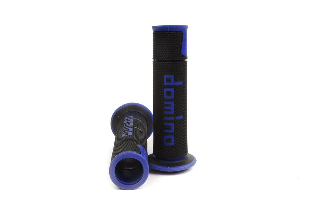 DOMINO A450 blue-black grip pack image shows two grips for easy installation