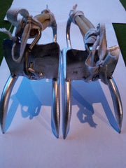 DOUSHIDA claw grip technique shown for efficient upward movement.
