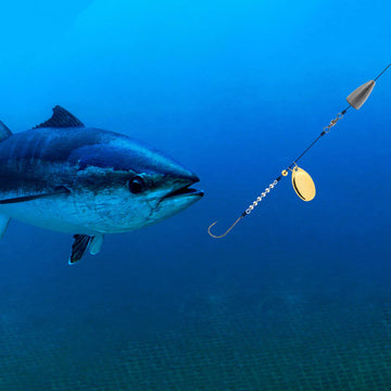 Angler using bead chain swivels for salmon and walleye fishing