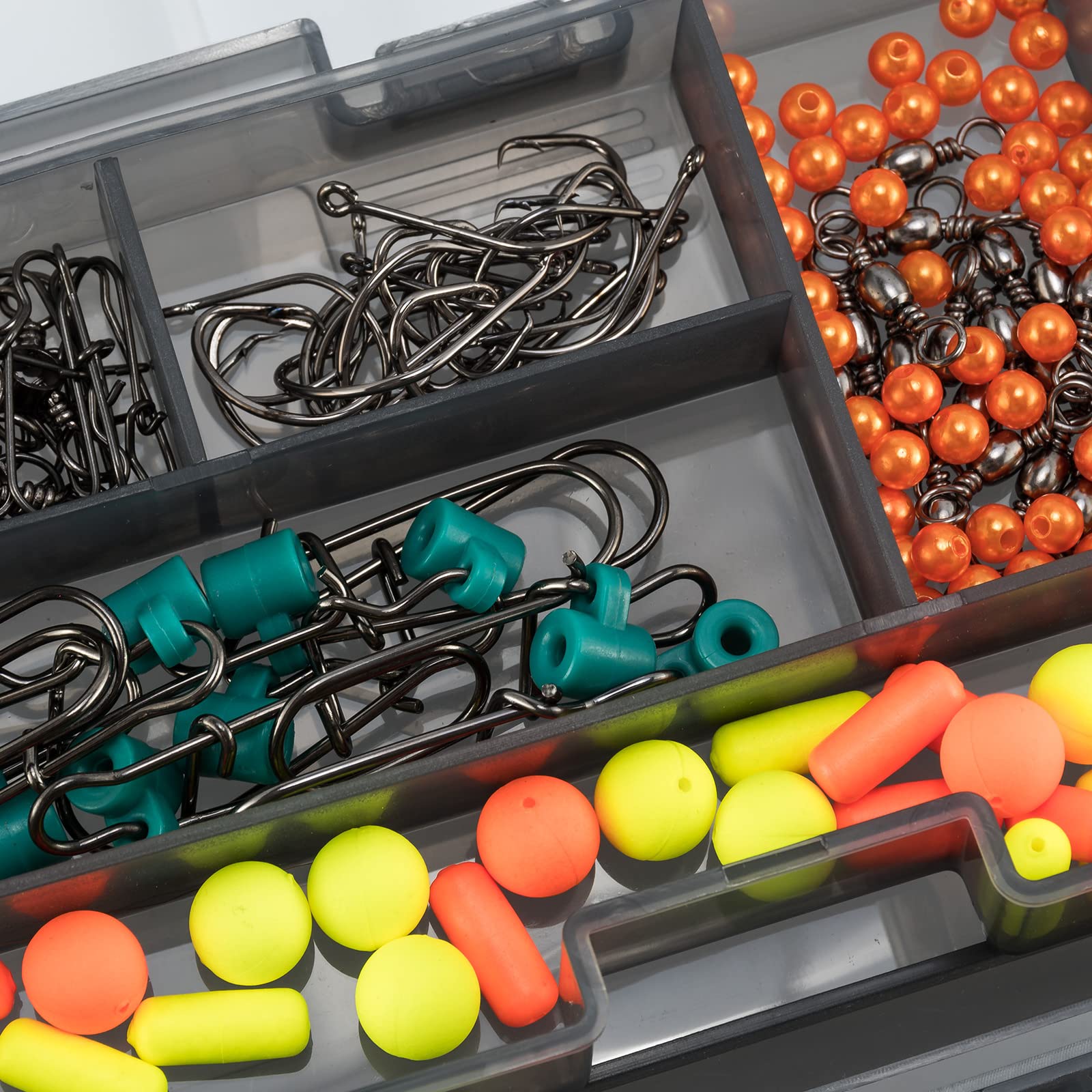 Bottom rigs, fish finder rigs and hooks assortment