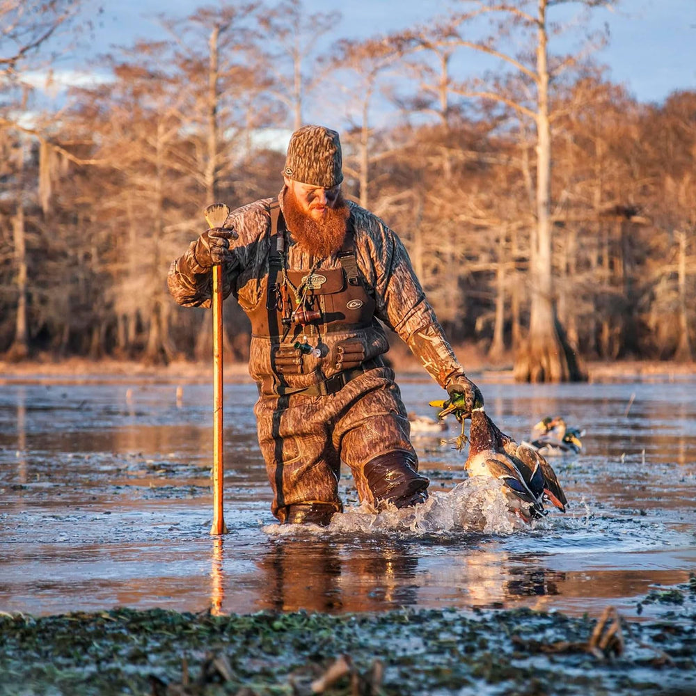 Drake Waterfowl Buckshot Eqwader boots with Hydro-Flex knee pads support kneeling comfort.