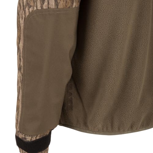 Drake Waterfowl CommandXT Eqwader jacket fleece lower panel adds warmth for all-day comfort.