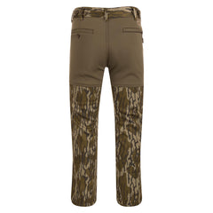 Drake Waterfowl Endurance wader pant adjustable-waist cuffs for a customizable fit.