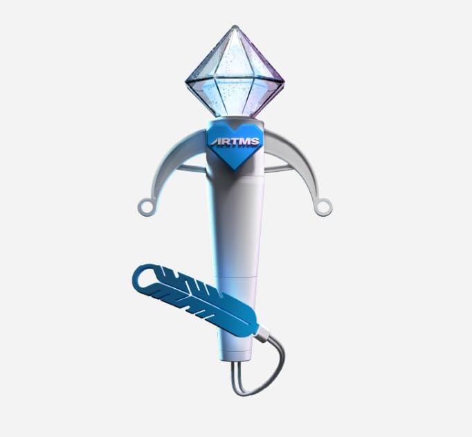 Dreamus light stick white body enhances stage presence for concerts.