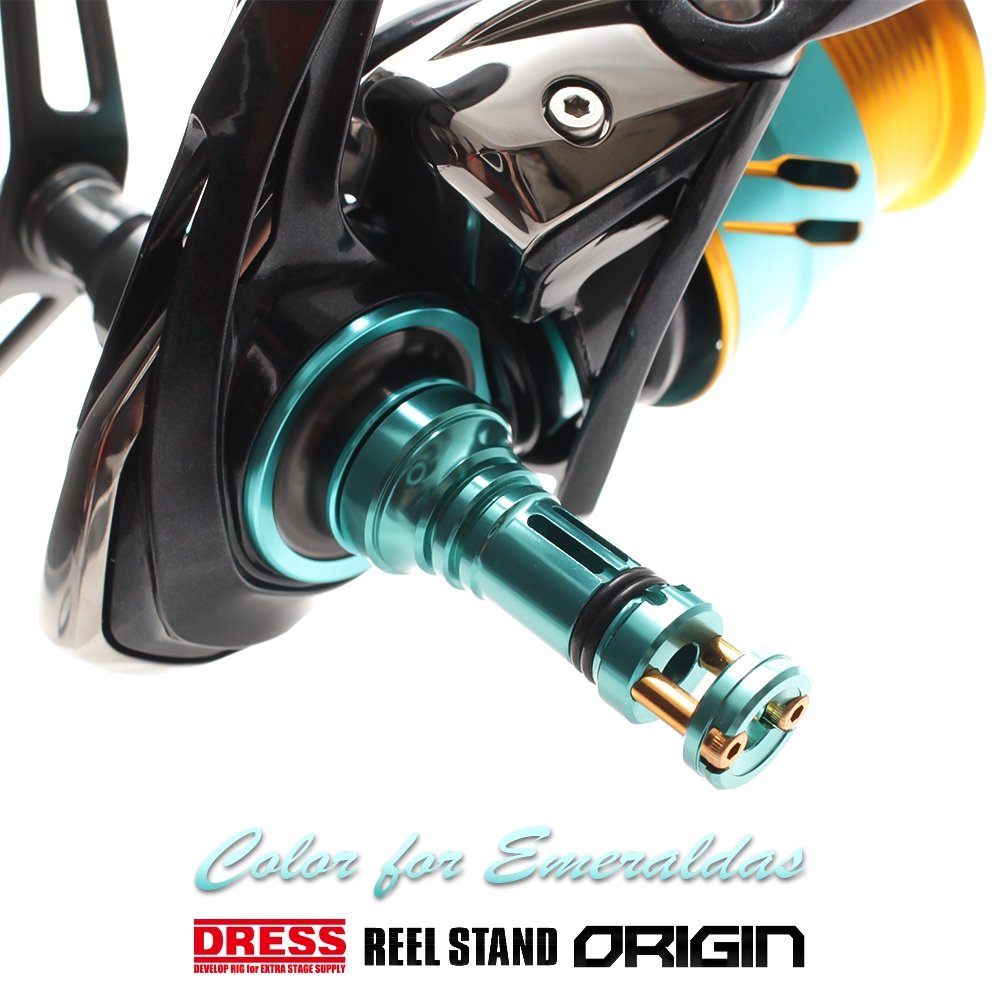 Dress Origin reel stand with lure keeper protects line and hooks
