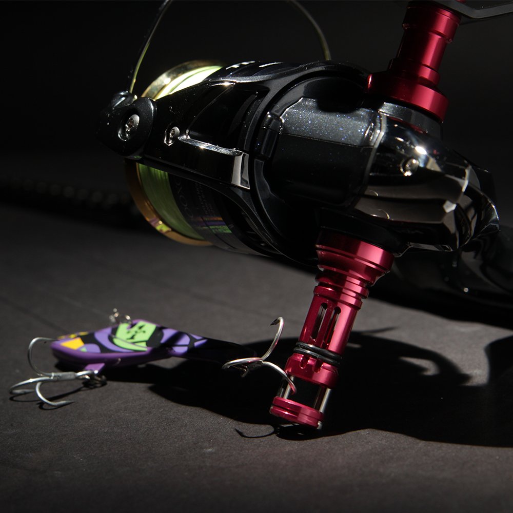 DRESS Origin Reel Stand night fishing feature enables reel position checks.