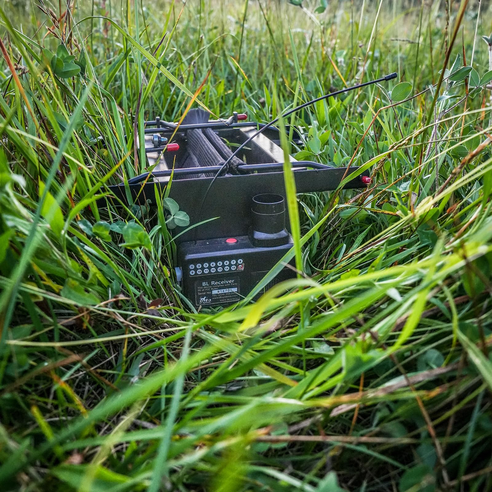 DT Systems 500 Series Handheld Transmitter controls up to 16 launchers for field versatility.