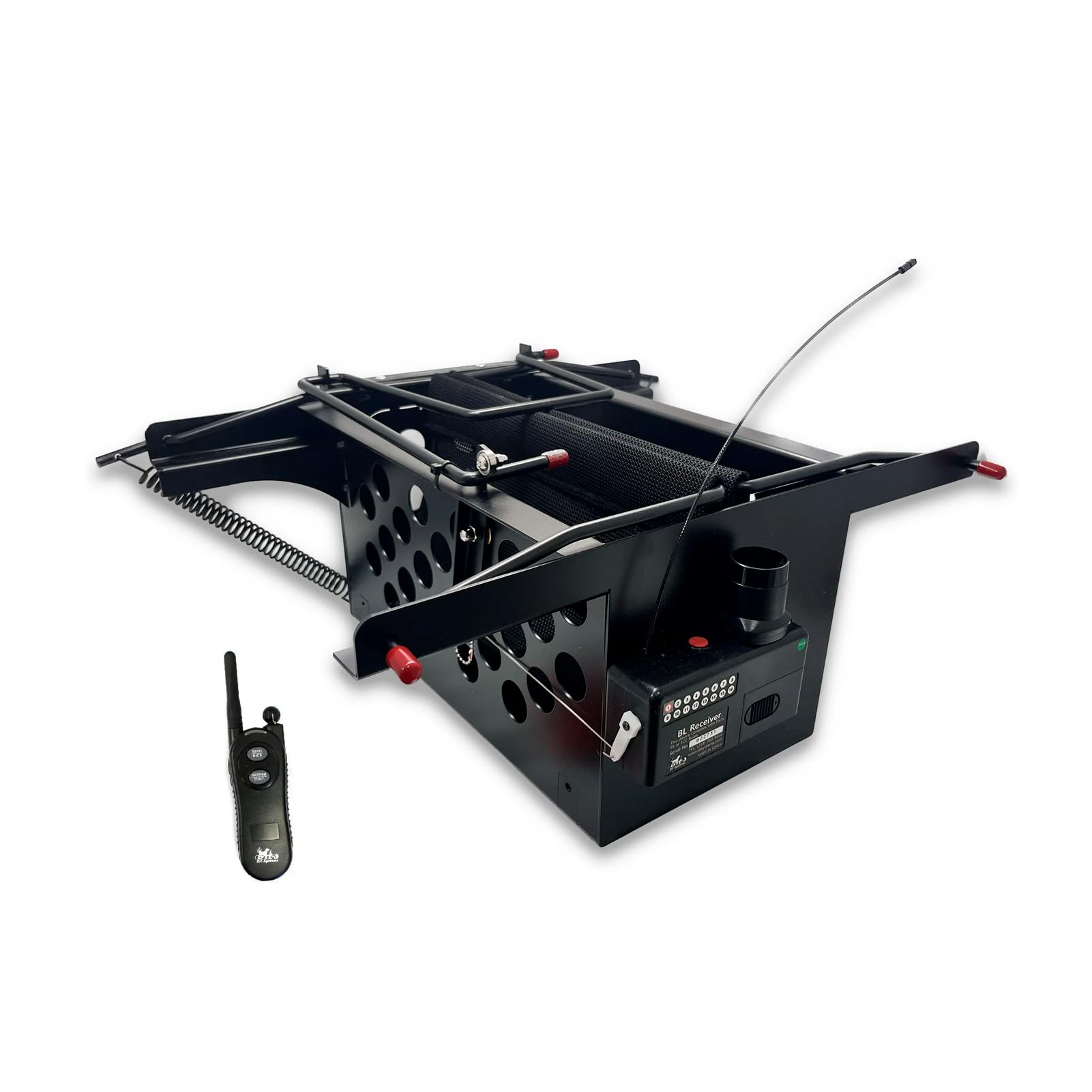 DT Systems weather-resistant receiver enables reliable field use in rain.