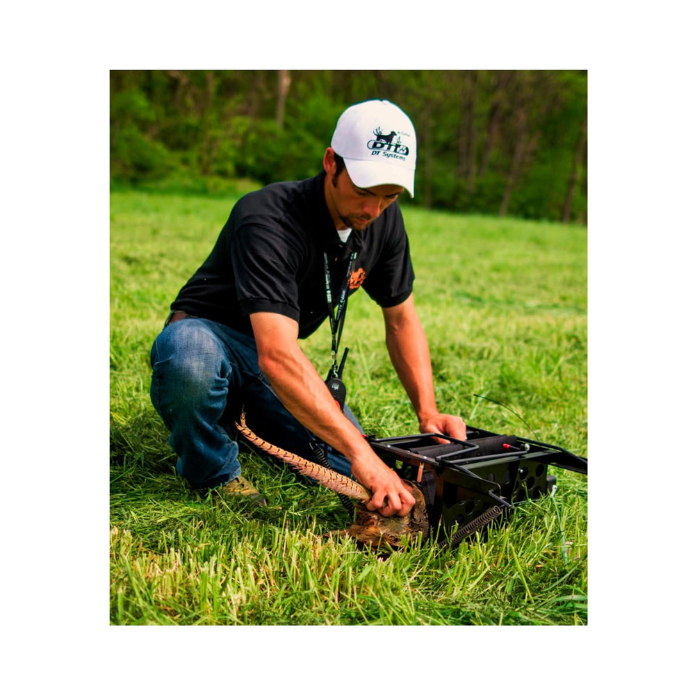 DT Systems 700-Series scent holes promote natural scent flow for realistic retrieves.