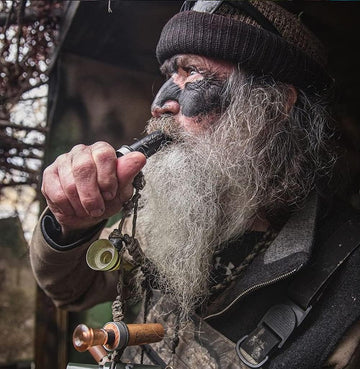 Duck Commander Jase Robertson Pro Series with riveted double reed for reliable, easy blowing.