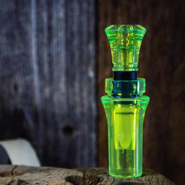 Duck Commander The Flash Mallard Hen duck call delivers smooth, silky tone for realistic mallard quacks.
