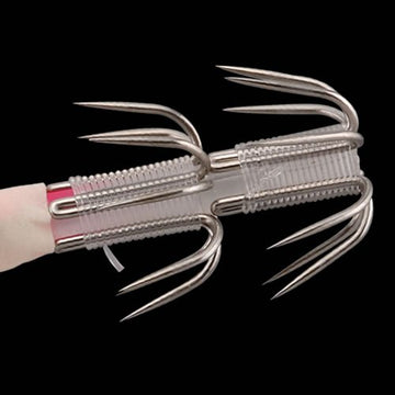 Duel Yo-Zuri Aurora squid jig is designed for all-depth diving