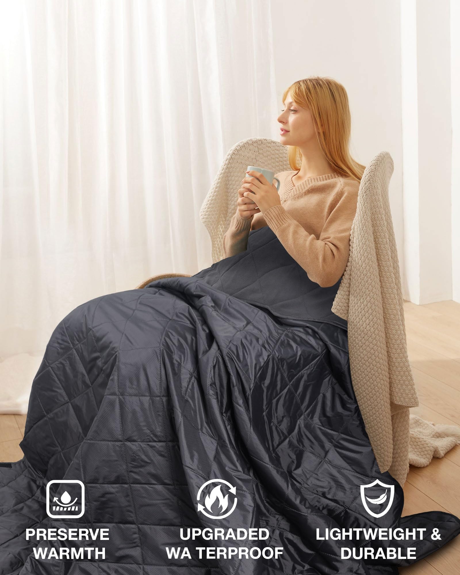 DUKUSEEK roll-up storage bag with carry handle for easy transport.