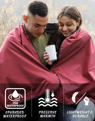 DUKUSEEK waterproof outdoor blanket keeps you dry during rain.