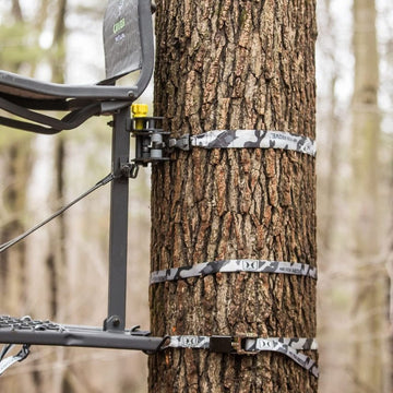 Top quality Hawk tree stand bracket in use