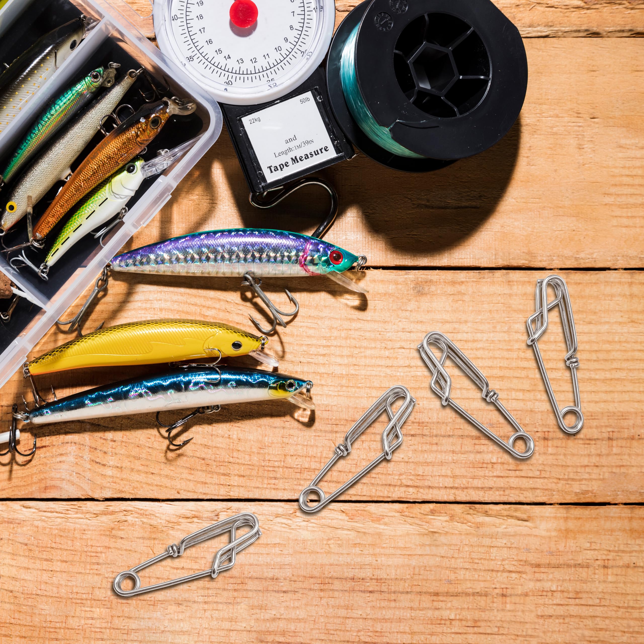 Durable longline clip with strong tension