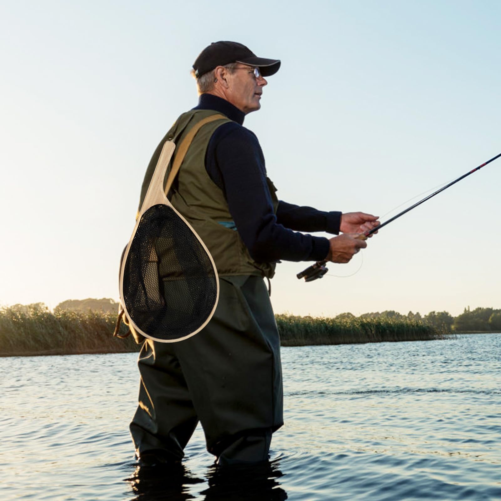 DYTesa ultra-lightweight 0.25 kg net for easy carrying on hikes.