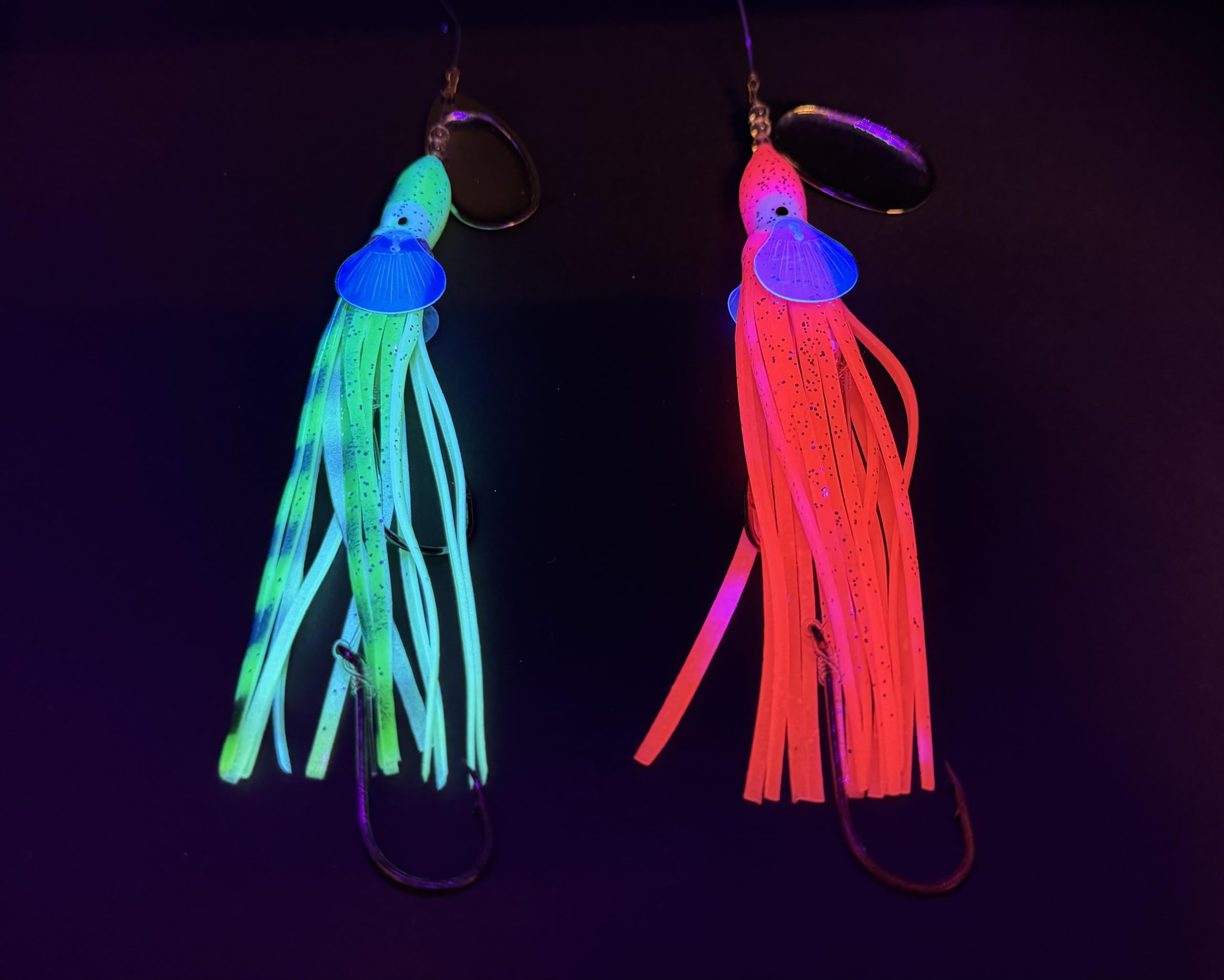 Loch Ness Tackle squid skirt lure with double hooks in green and pink
