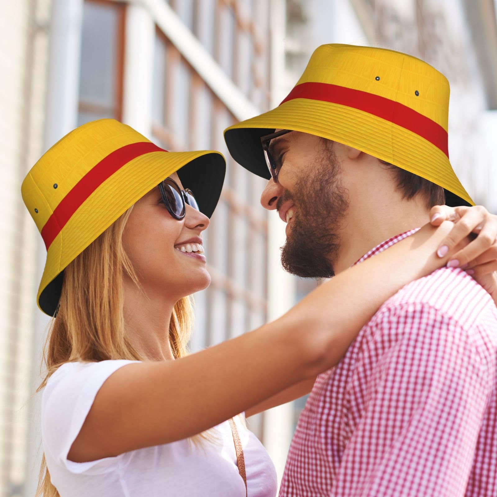 EastSail unisex travel-ready hat works year-round.