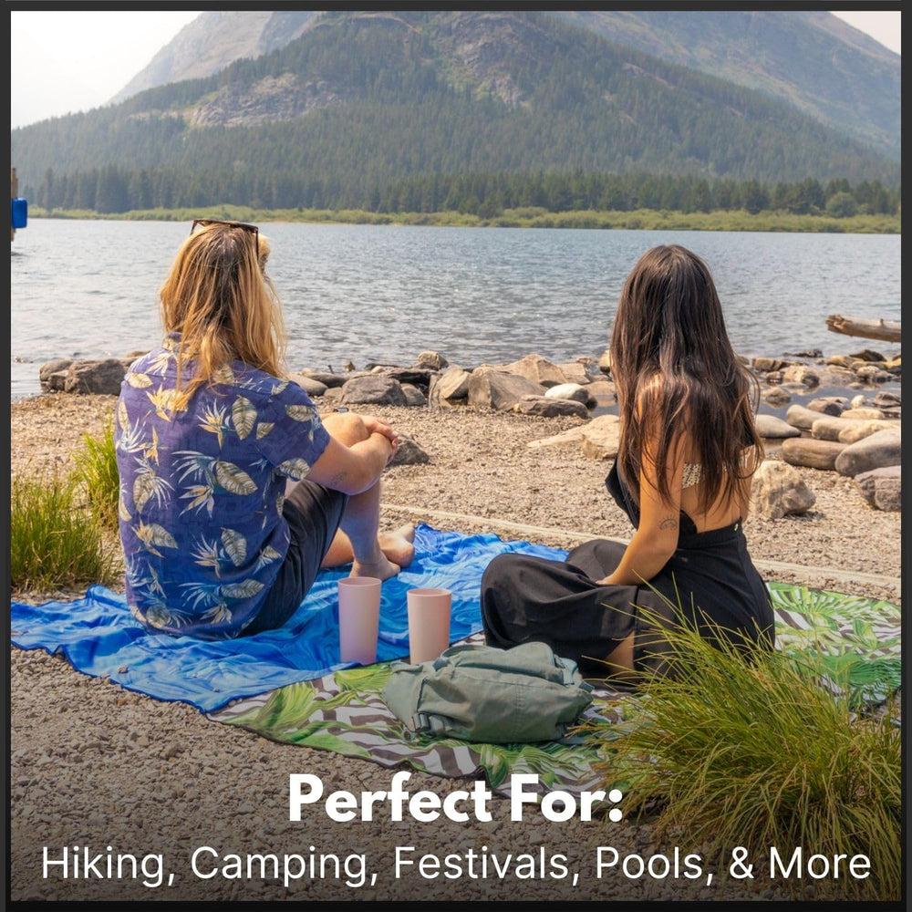 ECCOSOPHY Laguna packable towel boosts travel convenience and beach-ready performance.