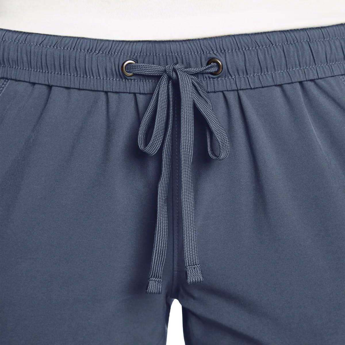 StormRepel finish helps Eddie Bauer pants shed light rain