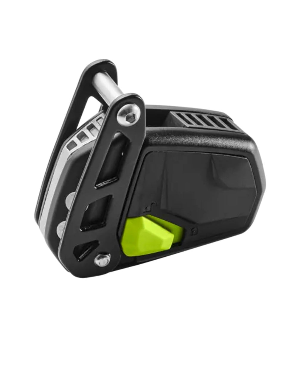 EDELRID Fuse with DEFUSER absorbers reduces arrest shock.