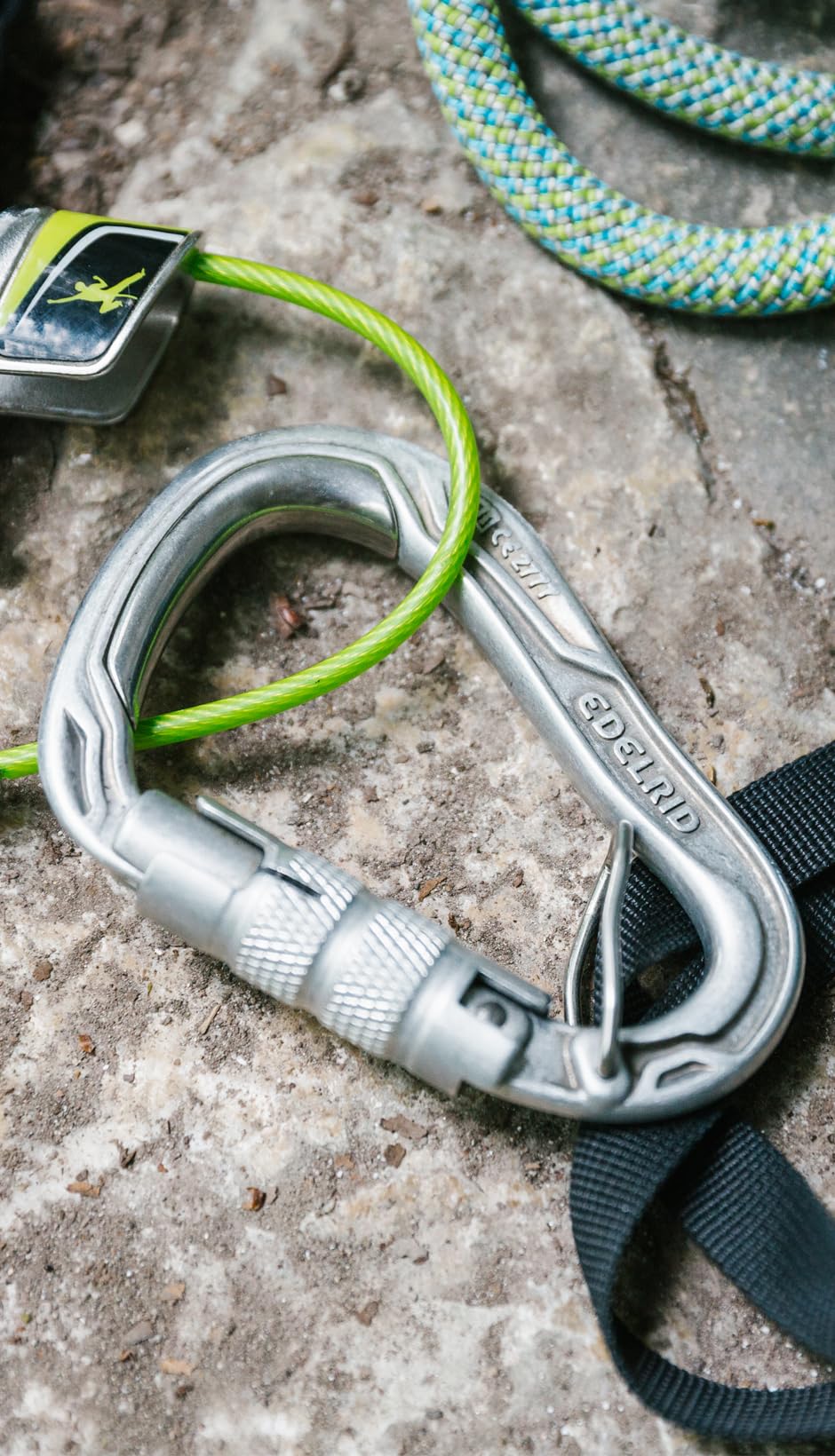 Belay-ready silhouette of Edelrid HMS Bulletproof Triple FG.
