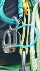 EDELRID Nano JUL fits 7.1–8.9 mm ropes for half-rope versatility.