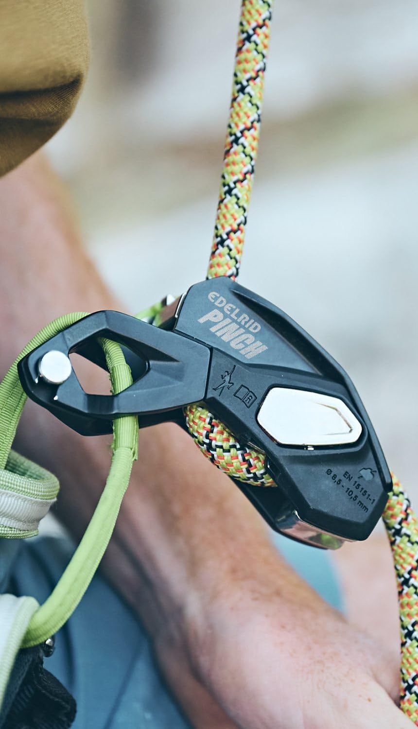 EDELRID Pinch in a low-profile position for close-to-body belaying.