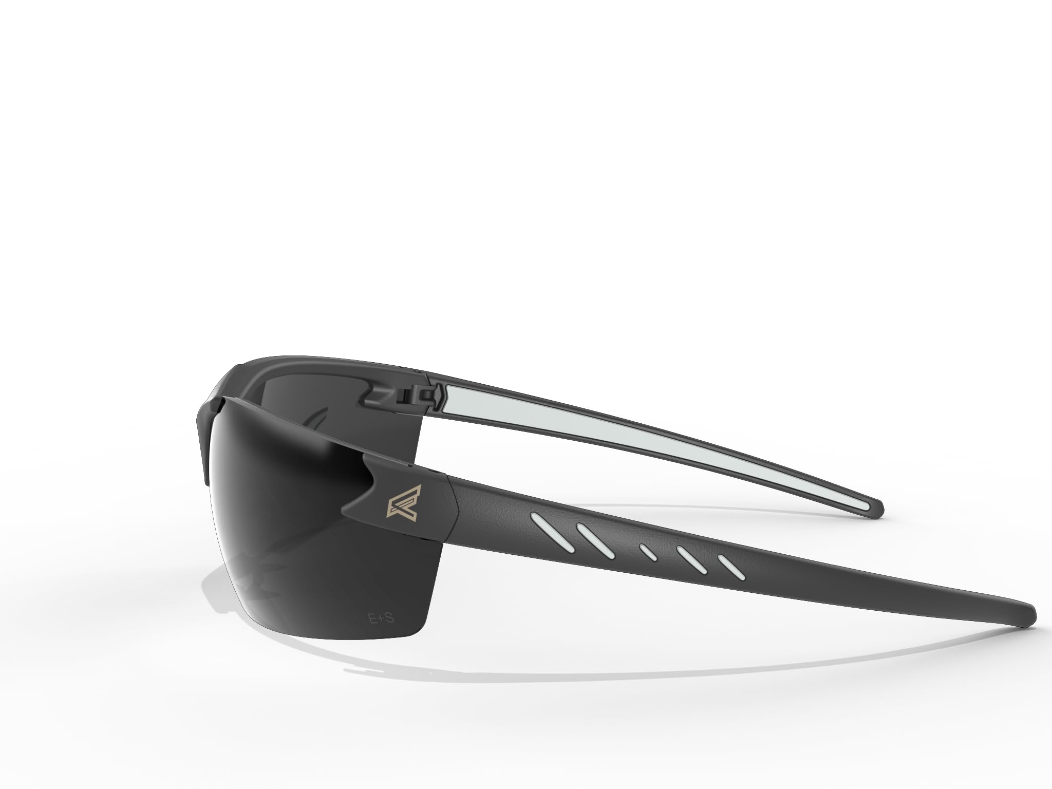 EDGE Zorge G2 smoke lenses reduce glare in bright outdoor settings