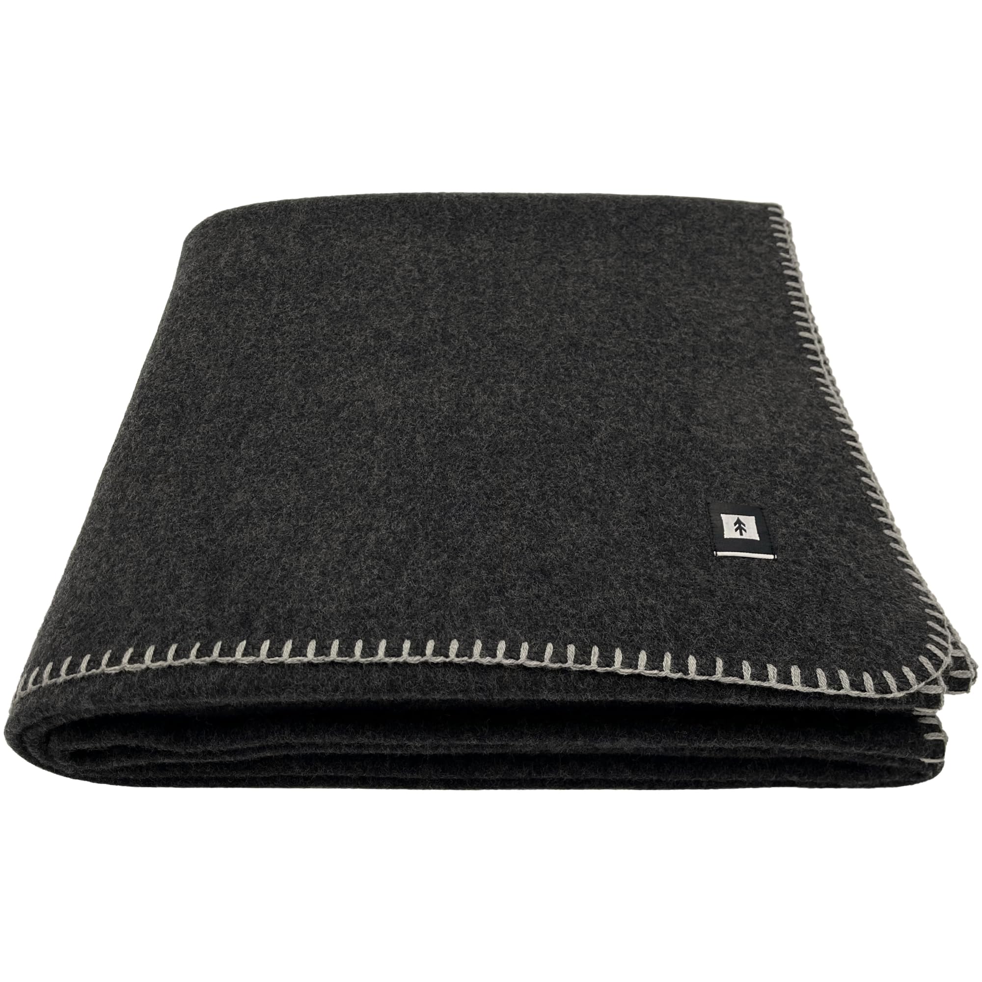 EKTOS virgin wool blanket folded shows premium softness and ready-to-use warmth for cozy home use.