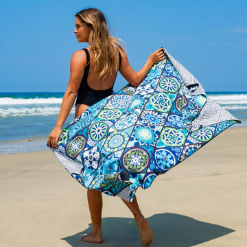 Elite Trend Quick Dry Towel Front Design - two-sided style for beach outfits